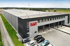 Budynek hurtowni motoryzacyjnej w miejscowości Koluszki